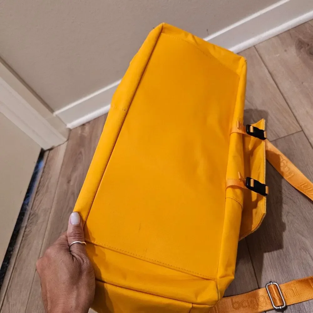 nwot baggallini